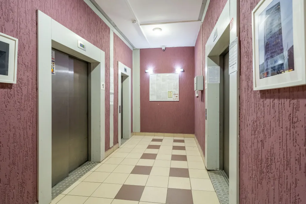 Небо - однокомнатная квартира в районе Ледового дворца