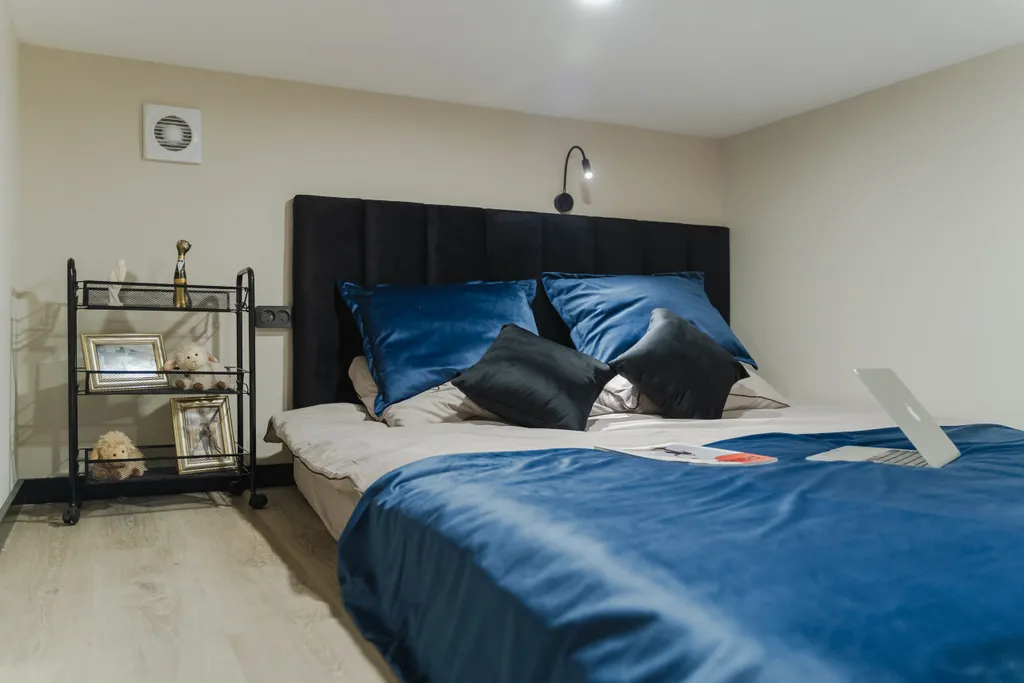 Квартира Квартира Новая студия с видом на реку Фонтанку и всем необходимым для комфорта! — Санкт-Петербург