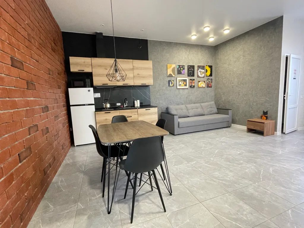 Двухкомнатная квартира с террасой с видом на море