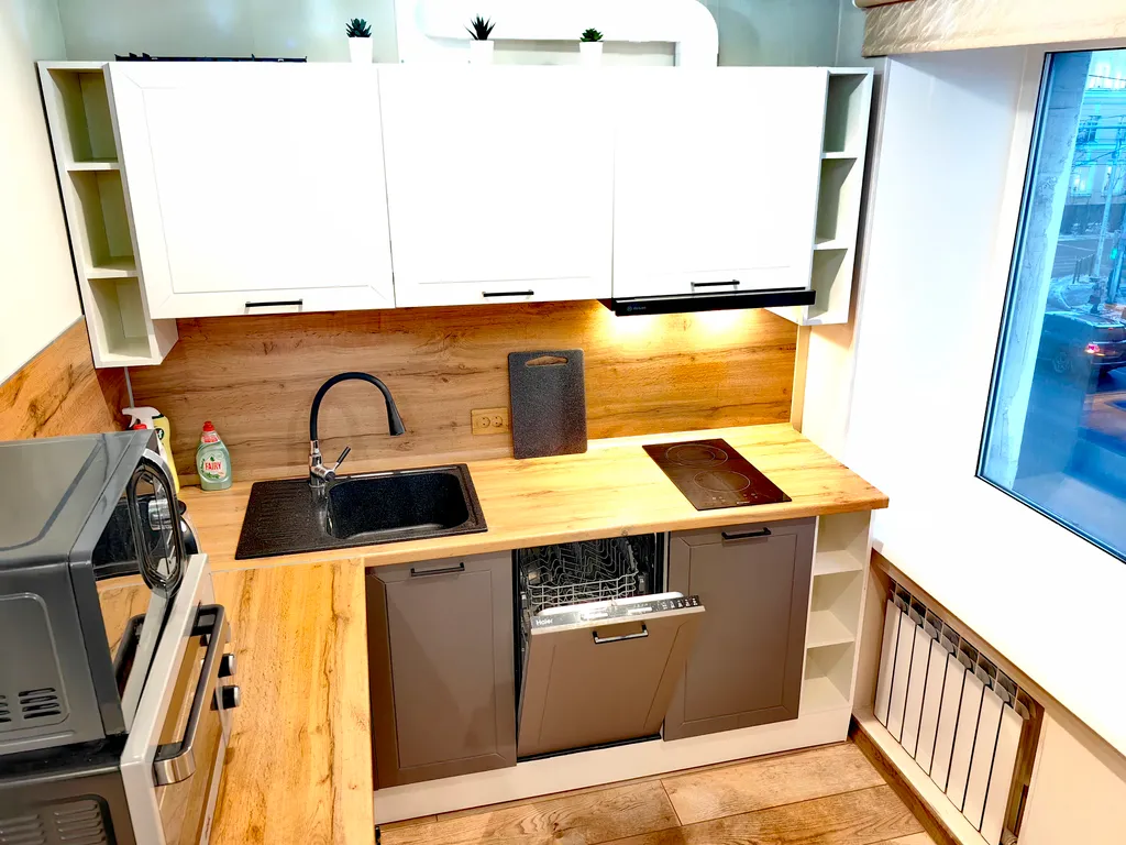 Юность на пяти углах