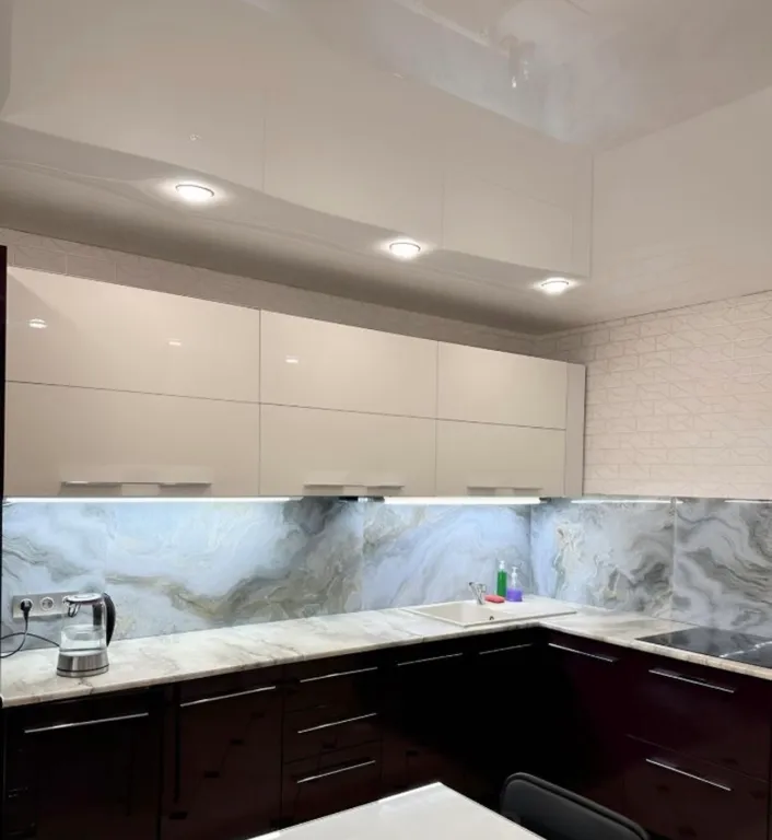 Квартира Квартира Шикарная трёхкомнатная для большой семьи — Лазаревское