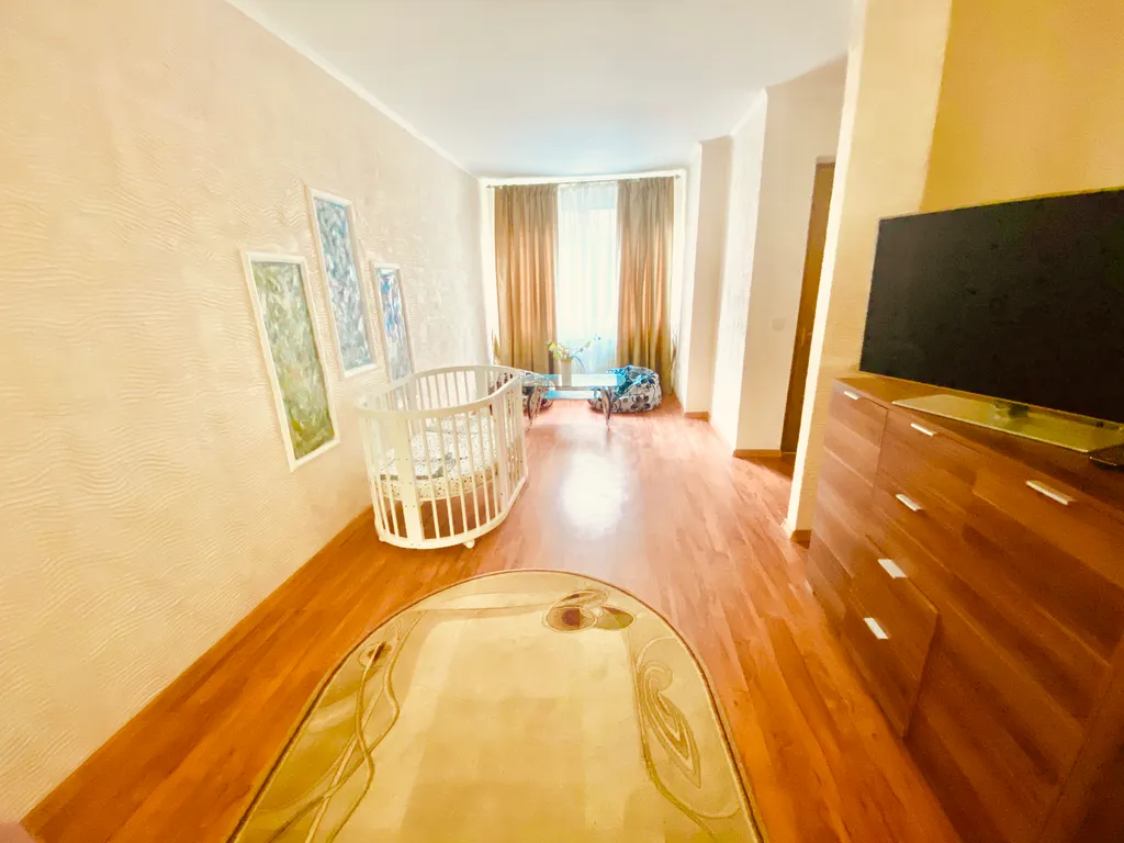 4-комнатный Дом