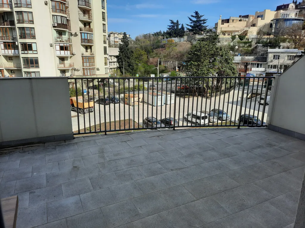 Уютная квартира с большой терассой