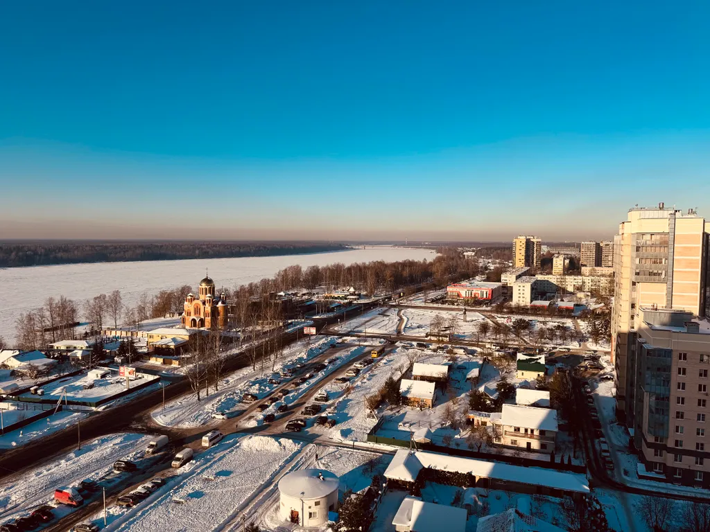 Уютная квартира на берегу реки Невы в центральном районе г. Кировска