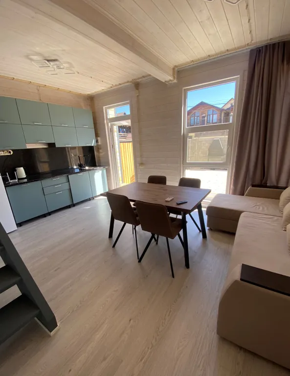 Домик у моря