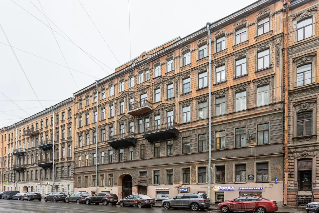 Уютная двухкомнатная в центре