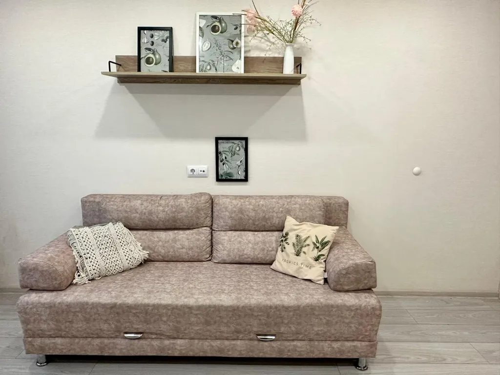 Светлая 1-комнатная квартира в юго-западном районе города