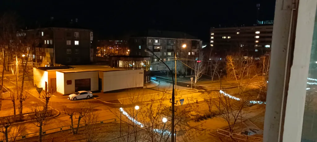 Квартира рядом с гостиницей Тайга и Rostics