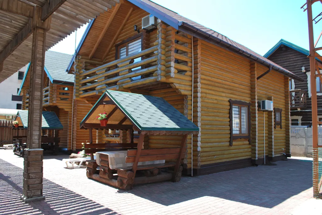 Коттедж Деревянный сруб на Западном побережье Крыма — аренда посуточно в Прибрежное