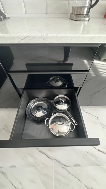 Уютная современная двухкомнатная квартира с видом на Парк Галицкого