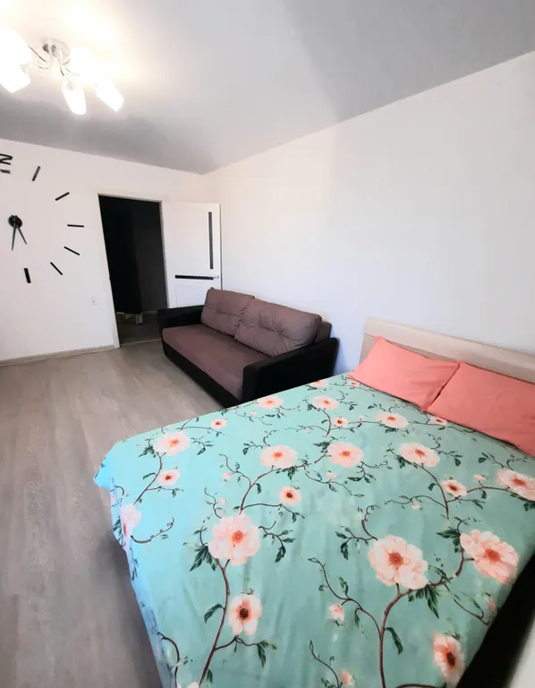 Квартира Apartlux Зефир в новом доме около СГУ и Вокзала — аренда посуточно в Саратов