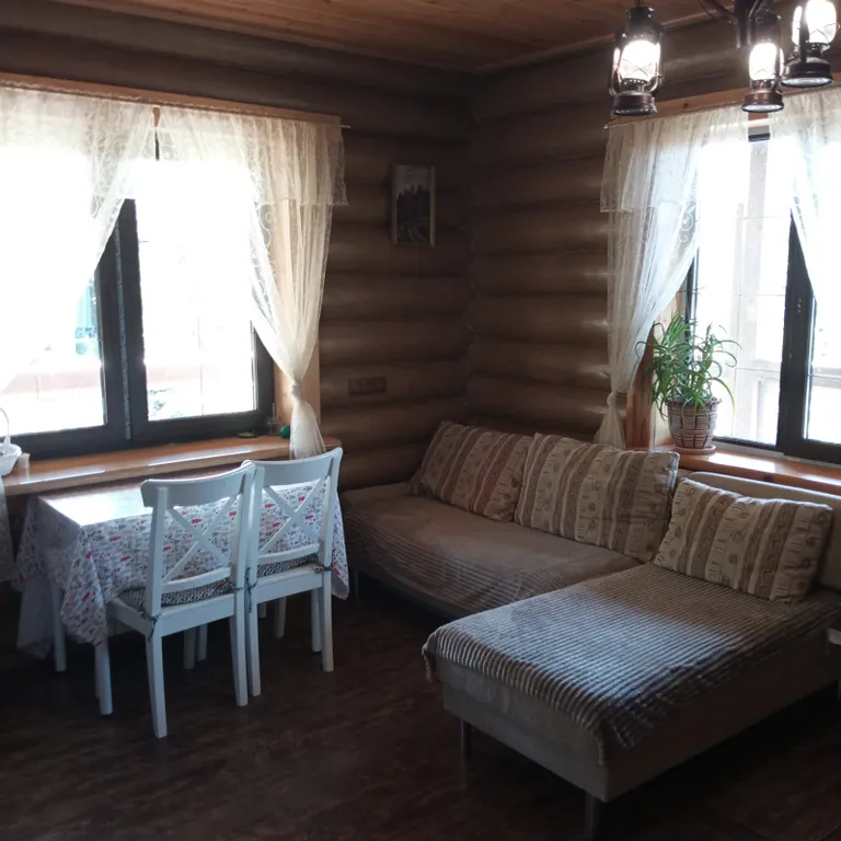 Дом с таверной