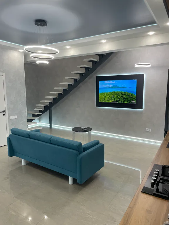 Двухуровневая квартира в самом центре — аренда посуточно в Адлер