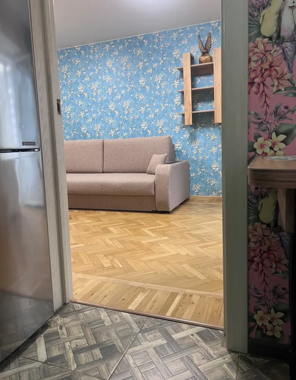 Квартира Трехкомнатная квартира напротив ТЦ Горизонт — Ростов-на-Дону