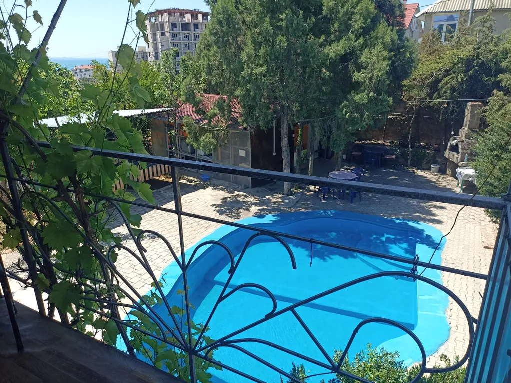 Коттедж Домик с балконом вид на море — Севастополь