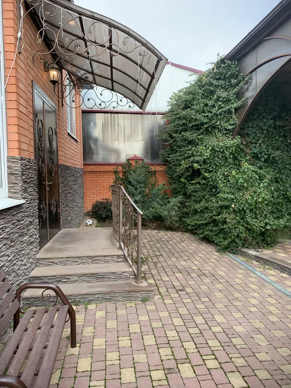 Коттедж Уютный дом — аренда посуточно в Свободы