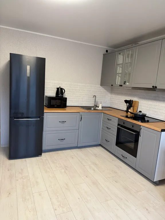 Евродвушка в центре города у парка автозавод