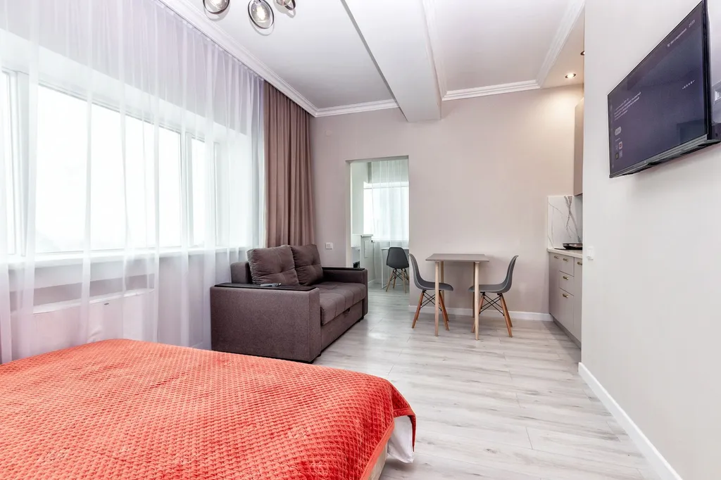 Элитные апартаменты с панорамным видом из окна в самом центре столицы