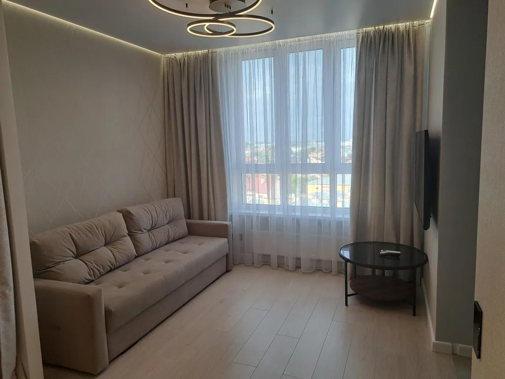 Квартира Квартира Совершенно новая, уютная однокомнатная квaртиpа c современным ремонтом — Калининград