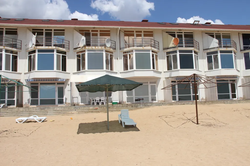 Коттедж Апартаменты на берегу моря — аренда посуточно в Приморский