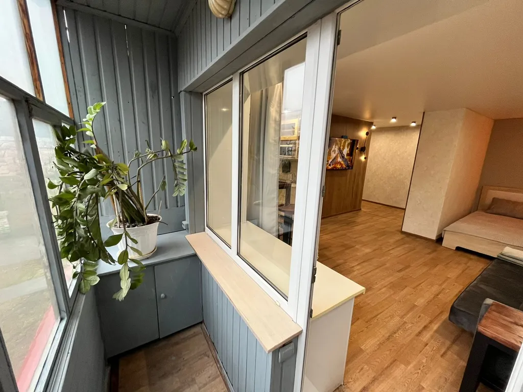 Квартира в 1 минуте ходьбы от нижнекамских терм с новой мебелью