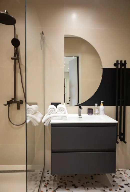 К. Малевич люксовый апартамент с выходом к Морю