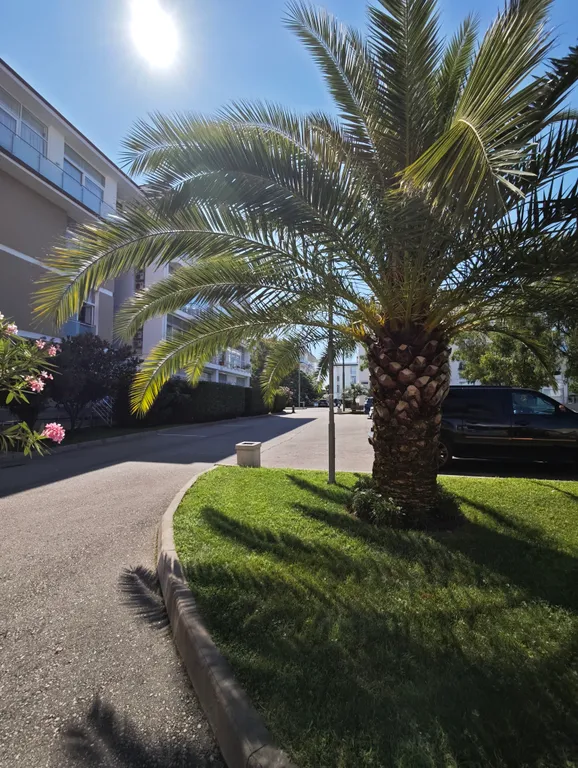 Квартира Апартаменты у моря — Сириус