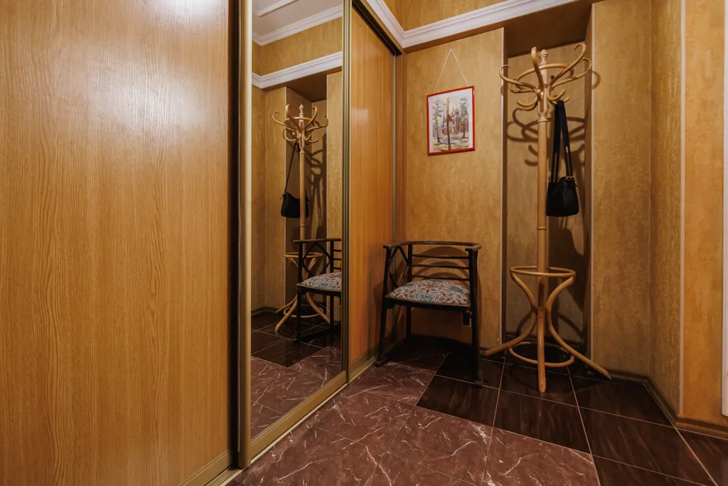 Двухкомнатная квартира с историей в центре Екатеринбурга