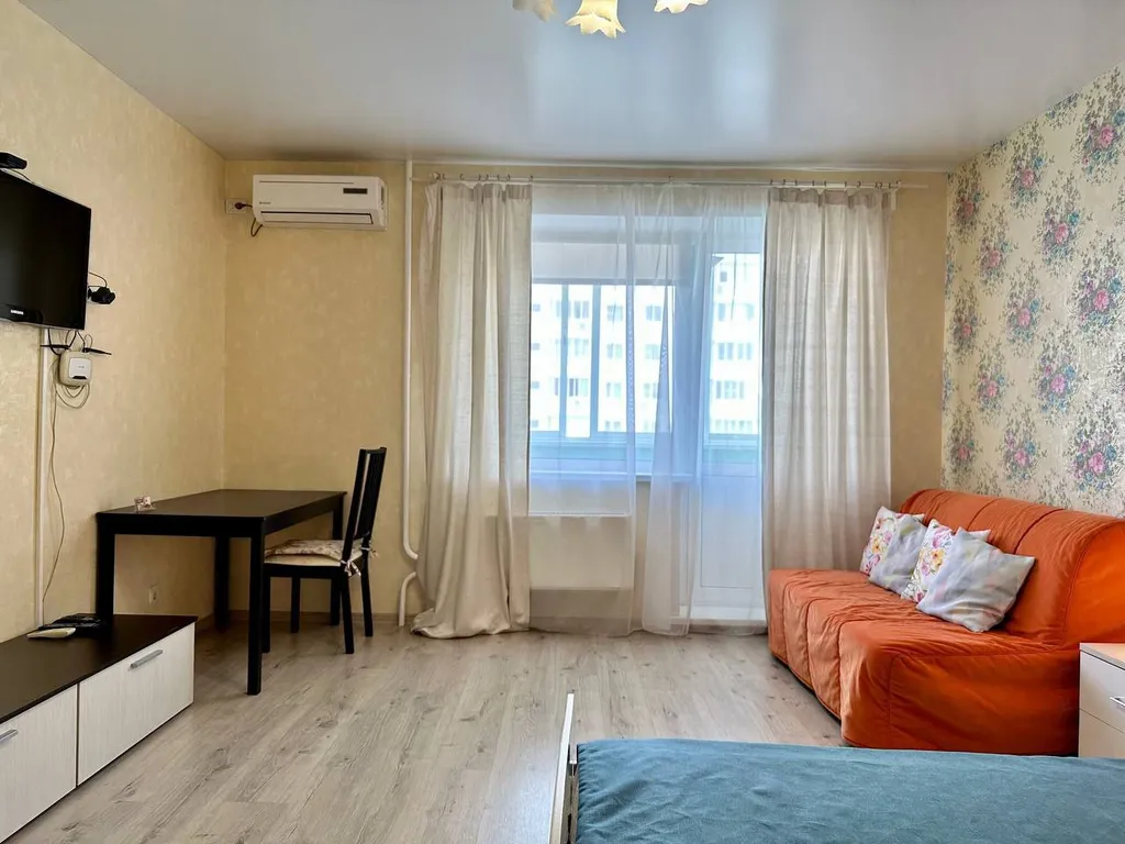 Просторная однокомнатная квартира в спокойном районе города