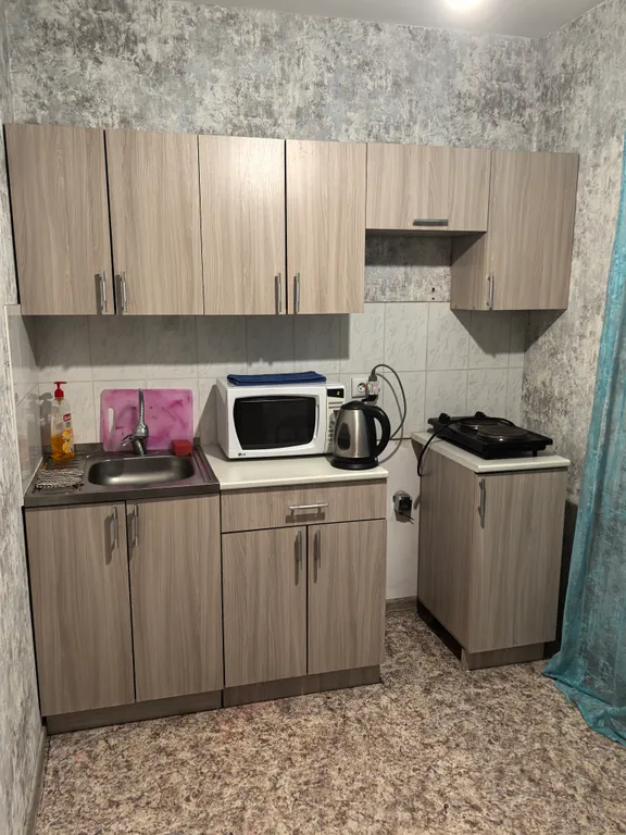 Уютная квартира у ТЦ Планета