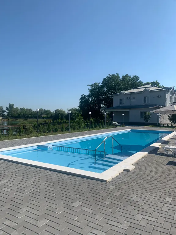 Коттедж Загородный дом с бассейном — аренда посуточно в Нальчик