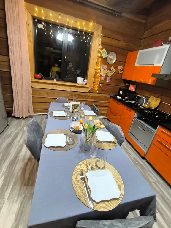 Атмосферный уютный экокоттедж из кедра с прудом