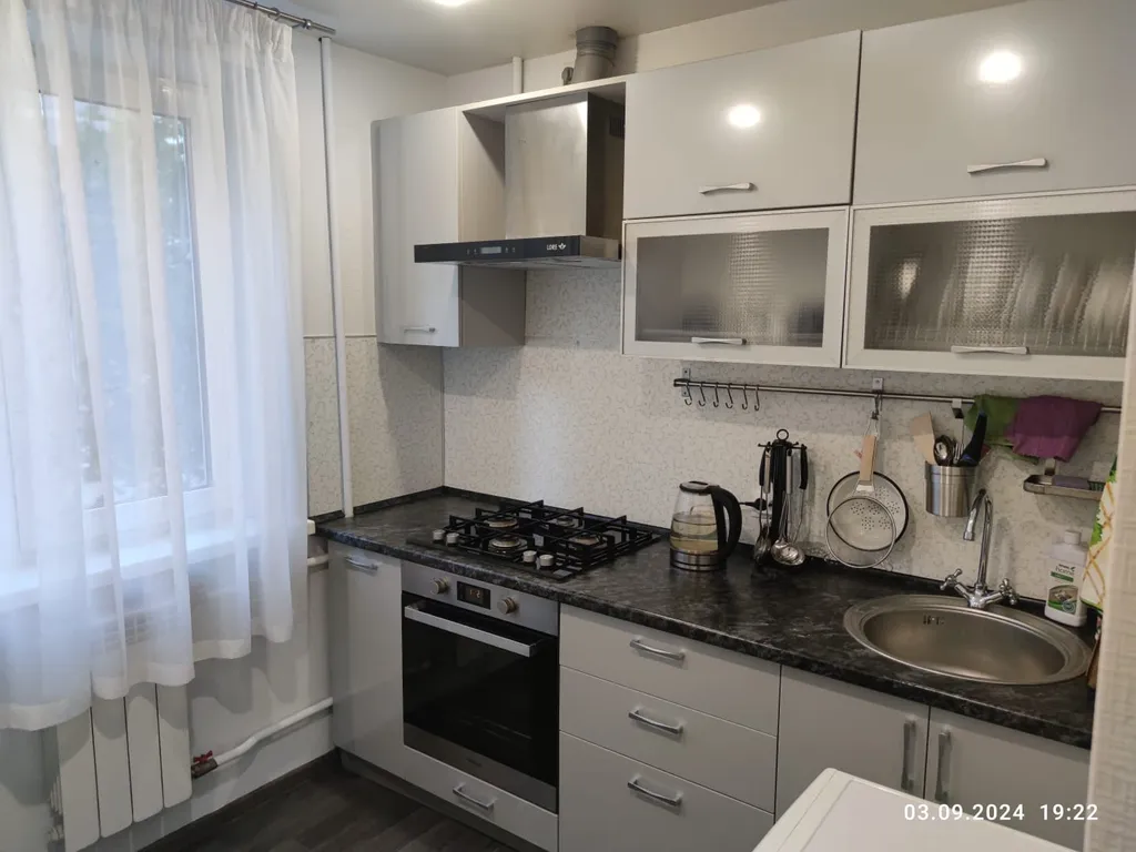 Уютная квартира в лучшем районе города — аренда посуточно в Первоуральск