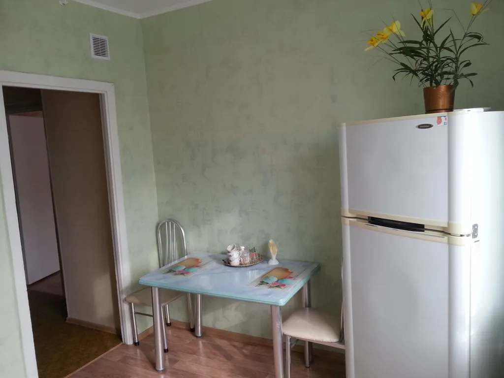 1 комнатная у континента