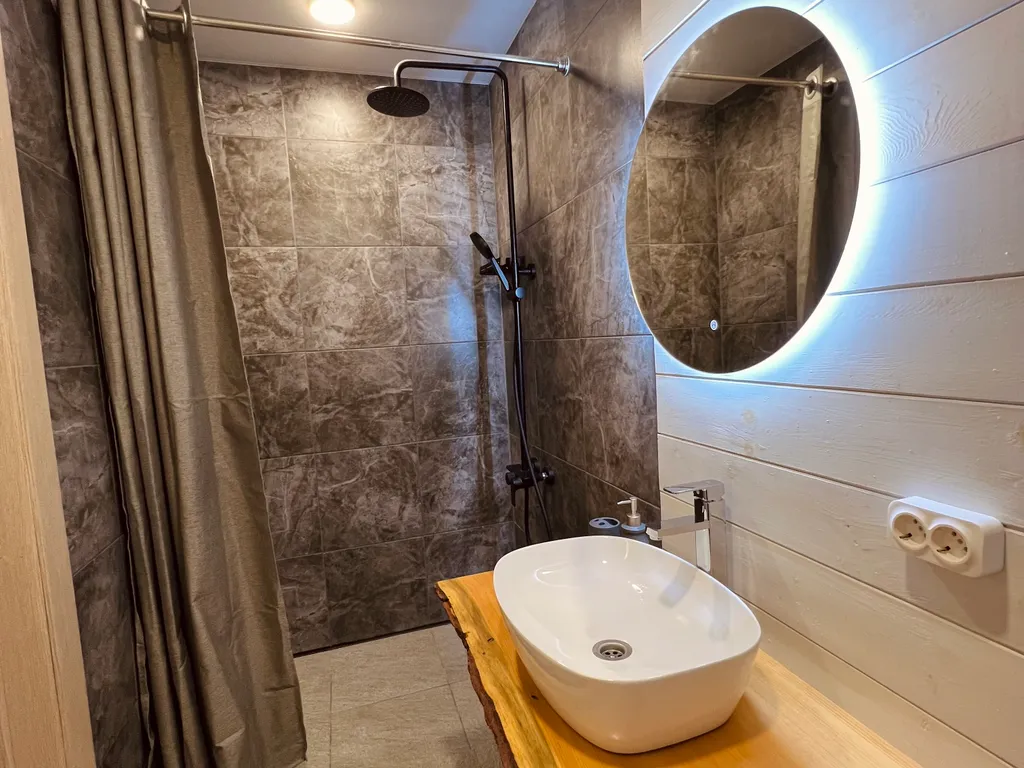 Гостевой дом У Беспаловых с видом на реку Бия