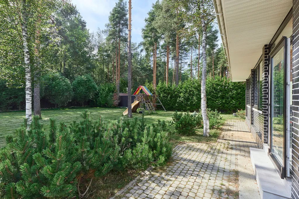 Коттедж Коттедж с большой баней и кальянной зоной — Сертолово