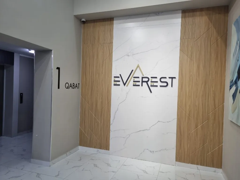 уютная двухкомнатная квартира рядом с Grand park