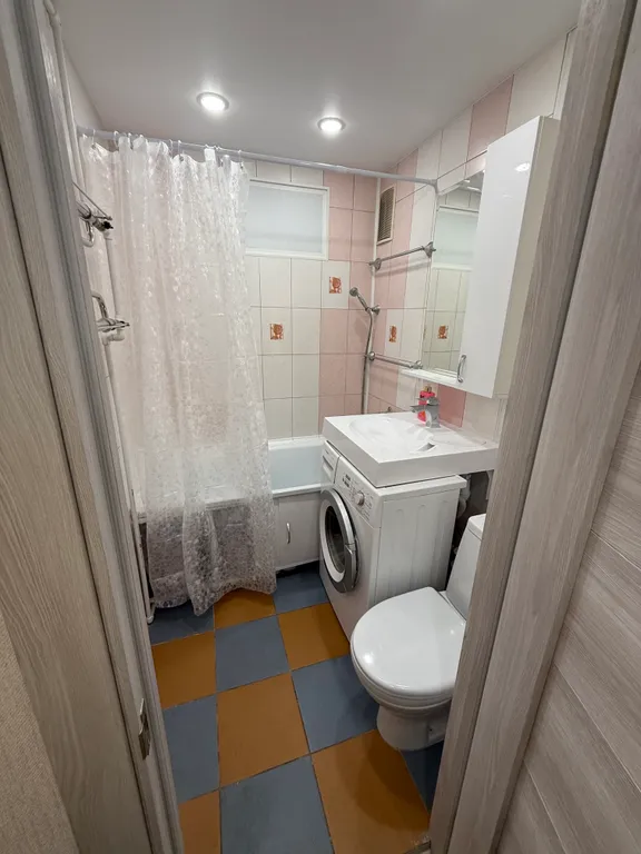 Уютная квартира в 2х остановках от жд вокзала