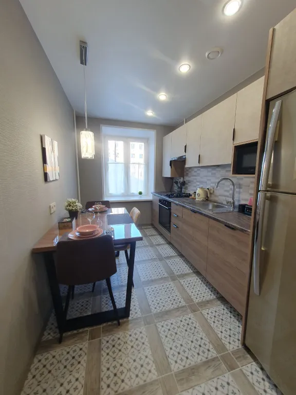 Уютная семейная квартира с новым ремонтом и стильным интерьером