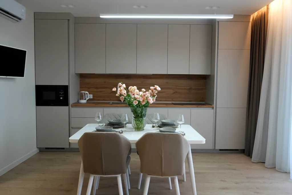 Студия RAF с видом на открытое море