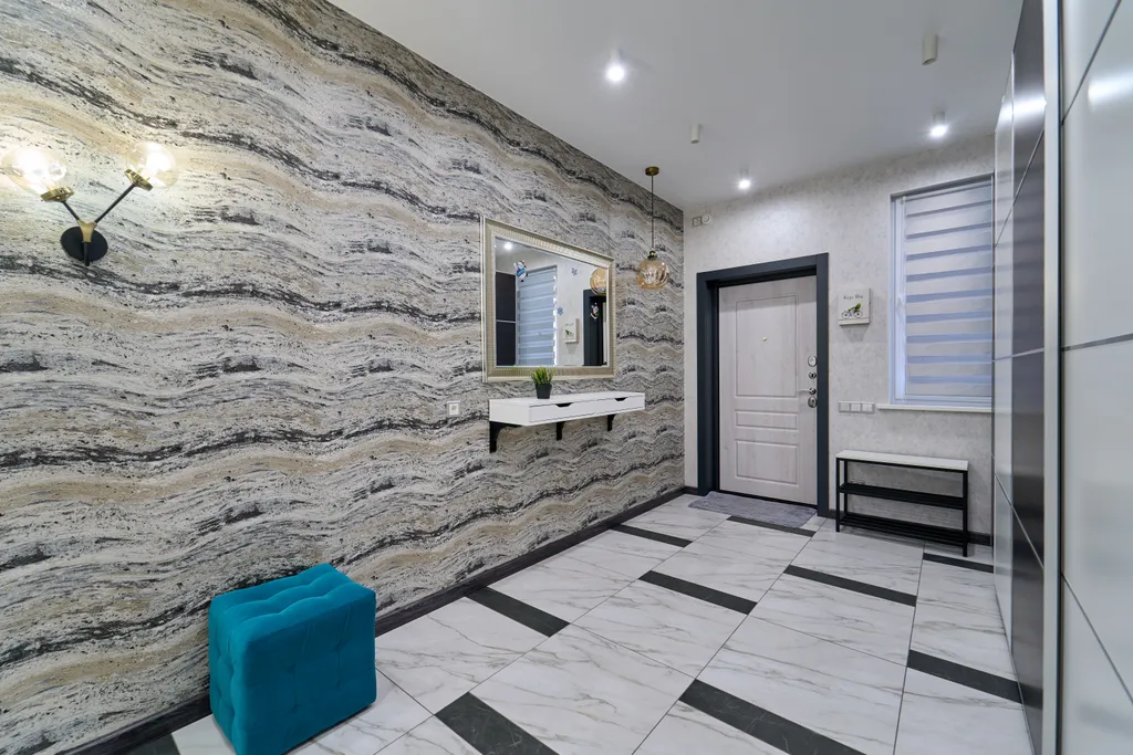 Современный, новый дом