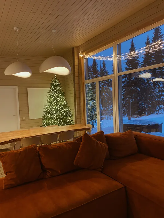 Коттедж Chill house — аренда посуточно в Шерегеш