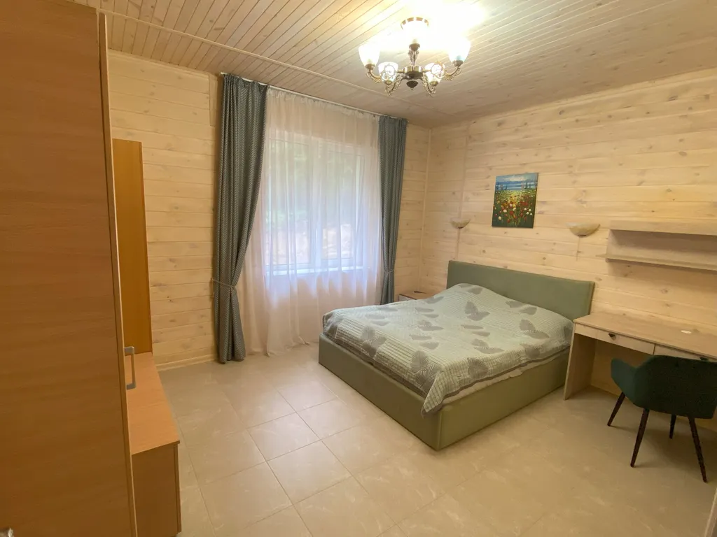 4-комнатный Дом