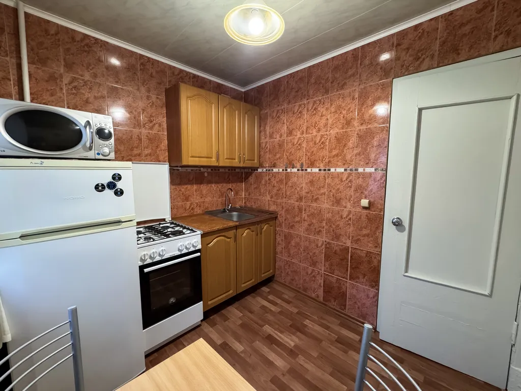 Квартира 2‑комн. квартира в центре Мурманска на ул. Коминтерна, 22 — Мурманск