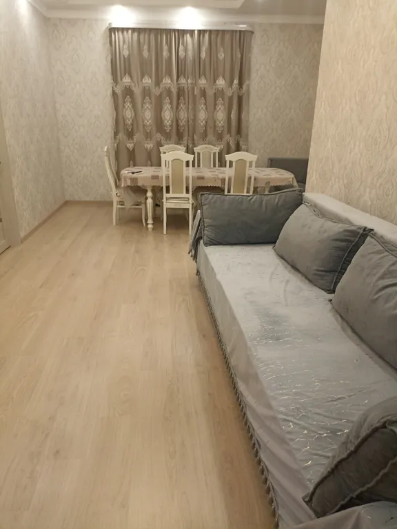 Дом с парковкой