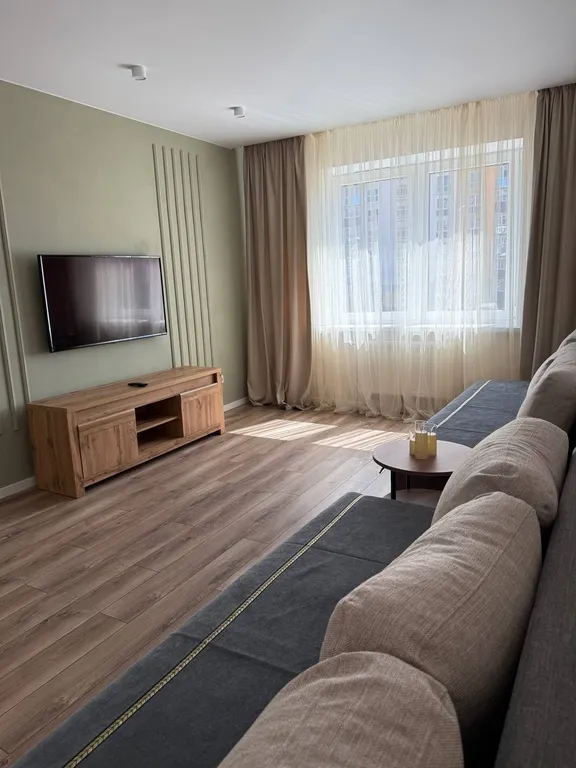 2-комнатная квартира в новостройке, недалеко от крепости и центра