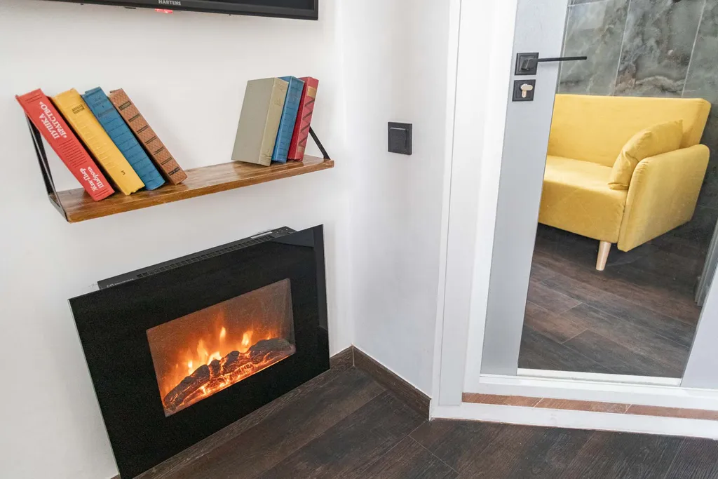 Квартира Умная квартира в стиле лофт с камином Nord — Москва