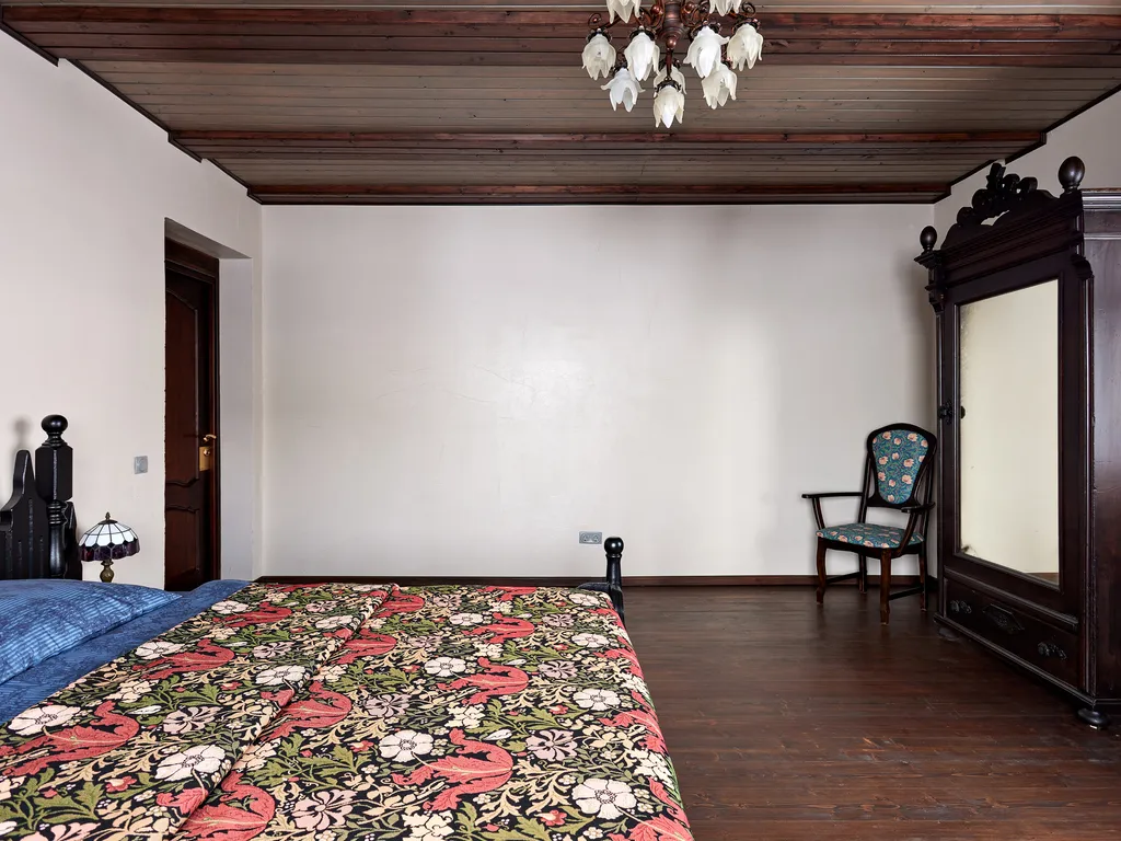 Готический замок Гранат Альдога