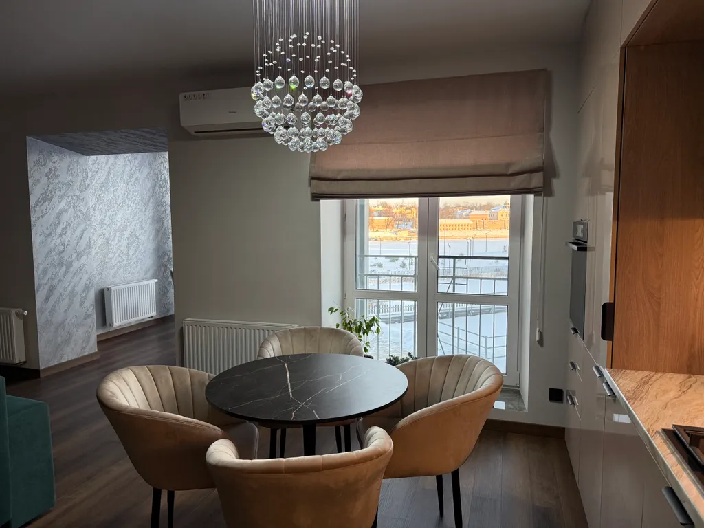 Просторная квартира с видом на великую