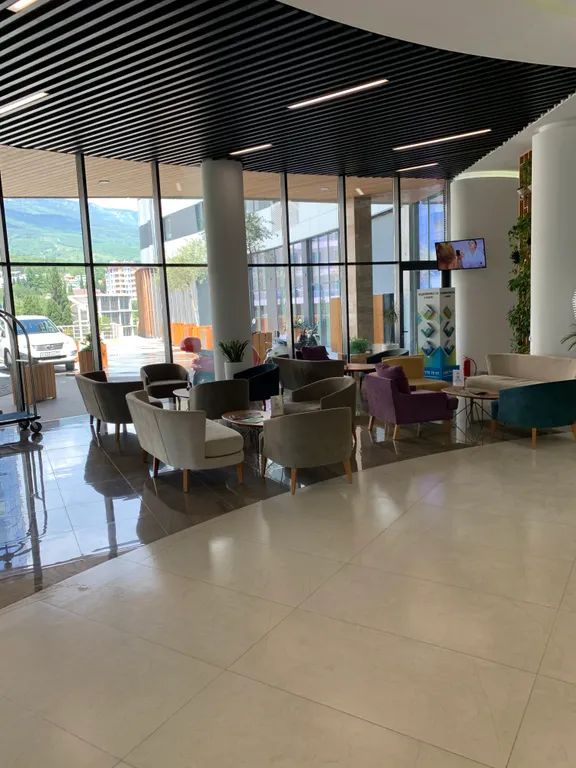 Апартамент в элитном ЖК с прямым панорамным видом на море и бассейном